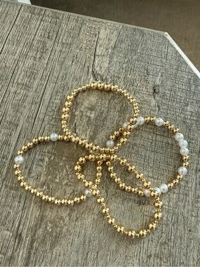 Pearl and gold beaded bracelets